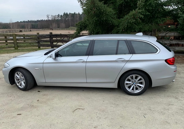 BMW Seria 5 cena 42500 przebieg: 236500, rok produkcji 2013 z Leszno małe 92